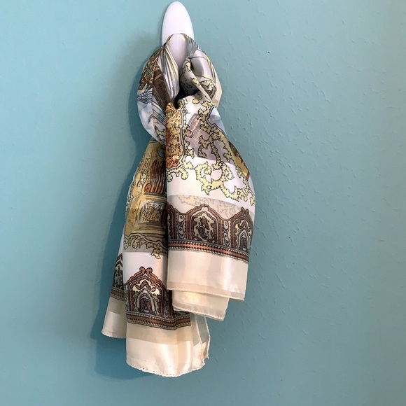 Rome Italy Scarf Italian City Scenes Souvenir European Roman Accessory Gift - Picture 3 of 14